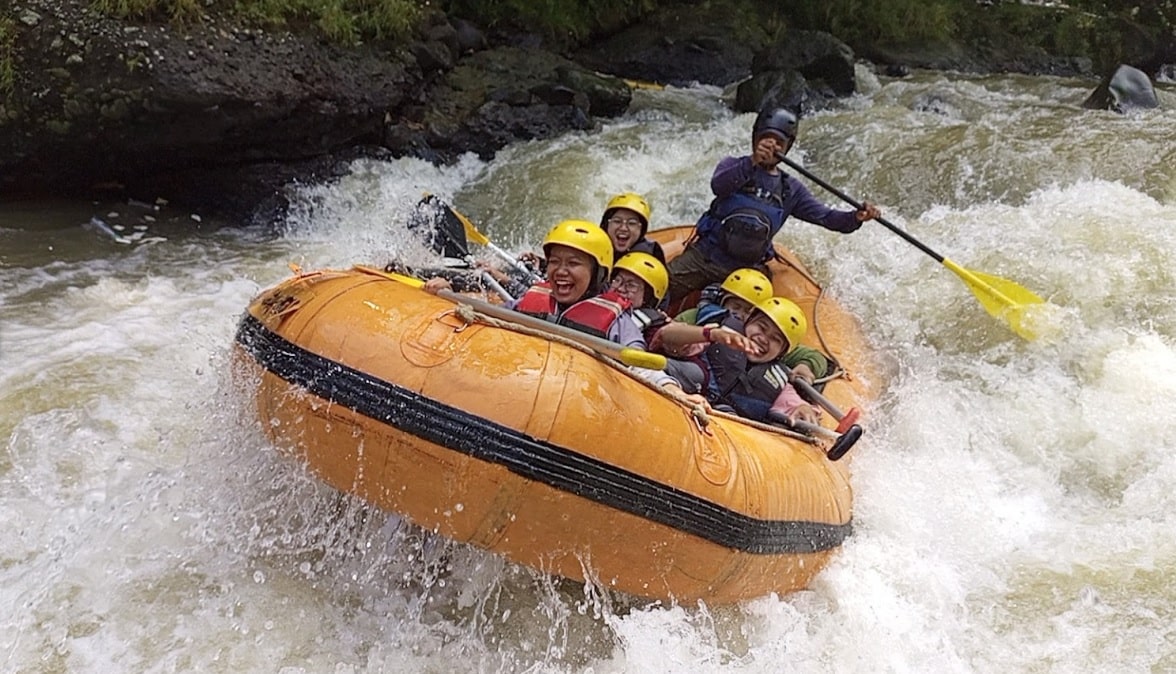 Rafting Cisadane Bogor untuk outing rombongan